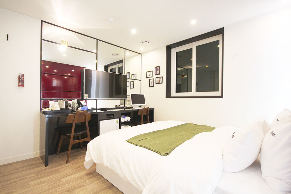 Haru Hotel Gimhae Extérieur photo