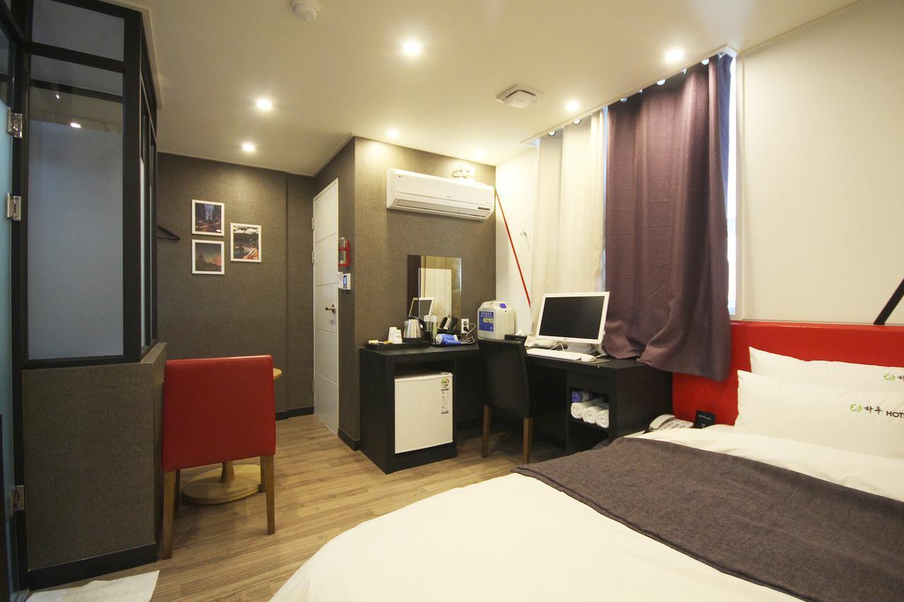 Haru Hotel Gimhae Extérieur photo