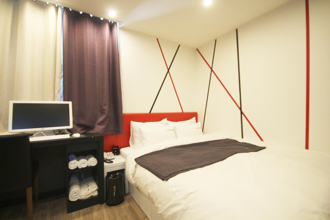 Haru Hotel Gimhae Extérieur photo