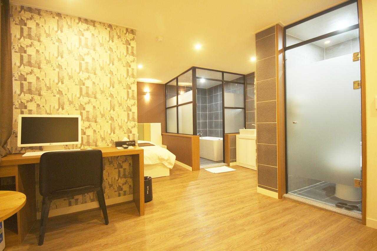 Haru Hotel Gimhae Extérieur photo