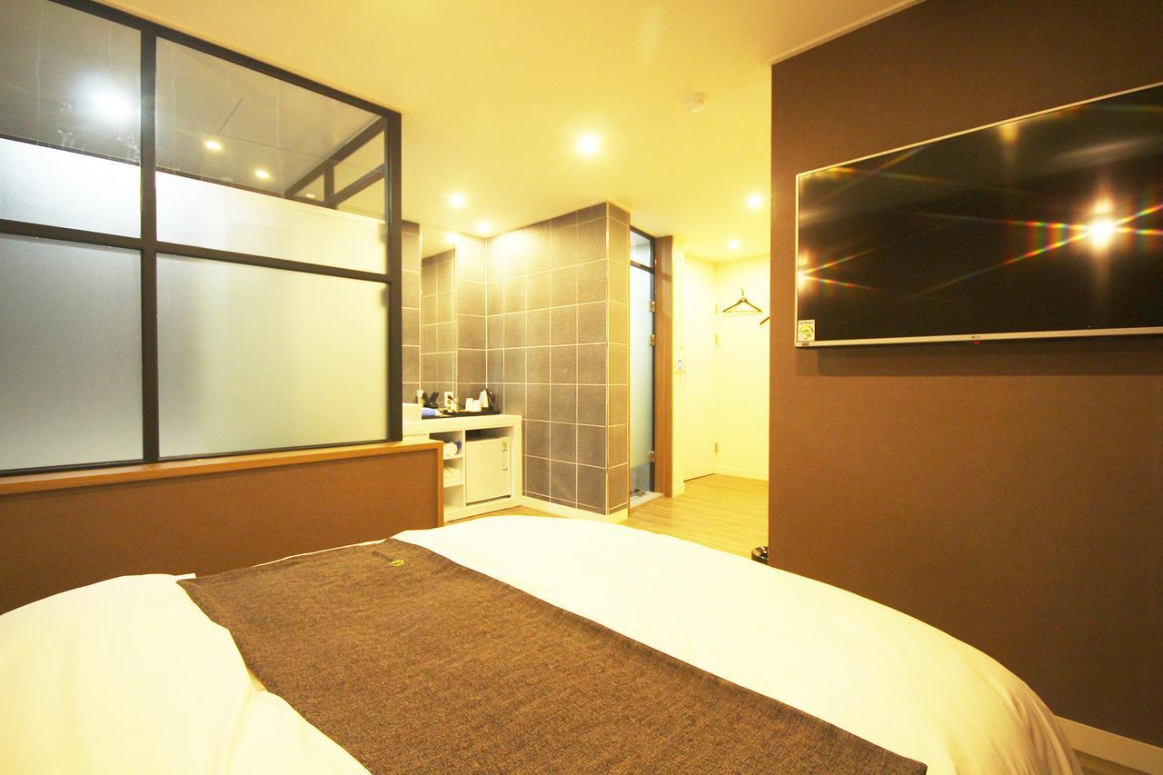 Haru Hotel Gimhae Extérieur photo