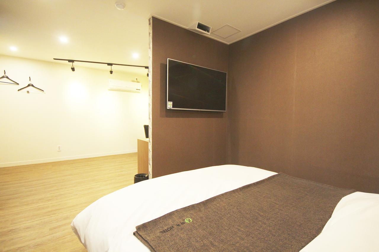 Haru Hotel Gimhae Extérieur photo