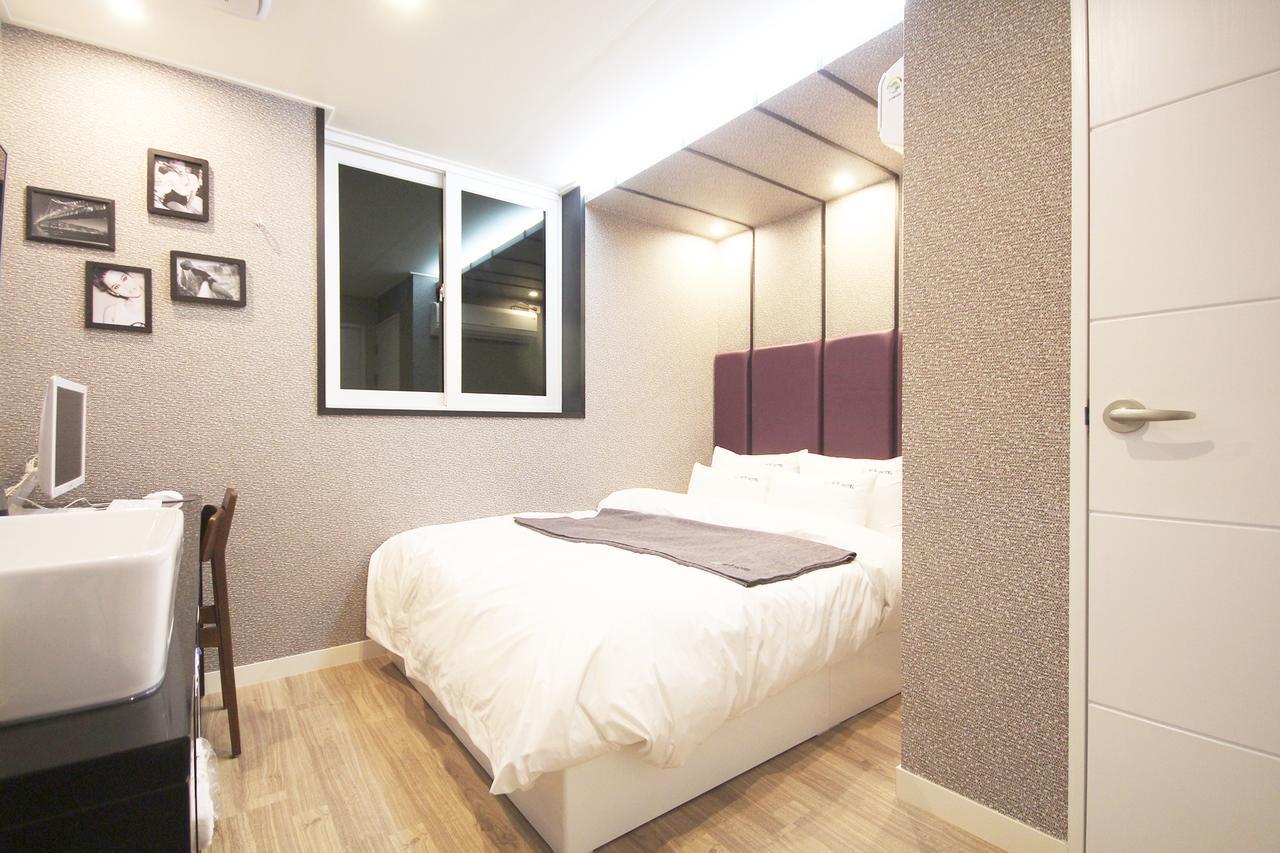 Haru Hotel Gimhae Extérieur photo