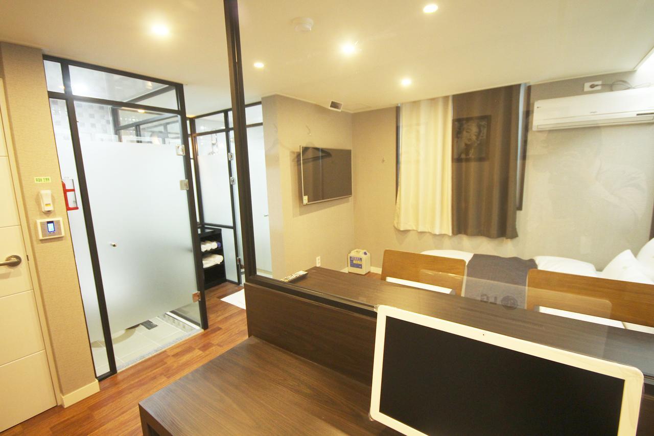 Haru Hotel Gimhae Extérieur photo