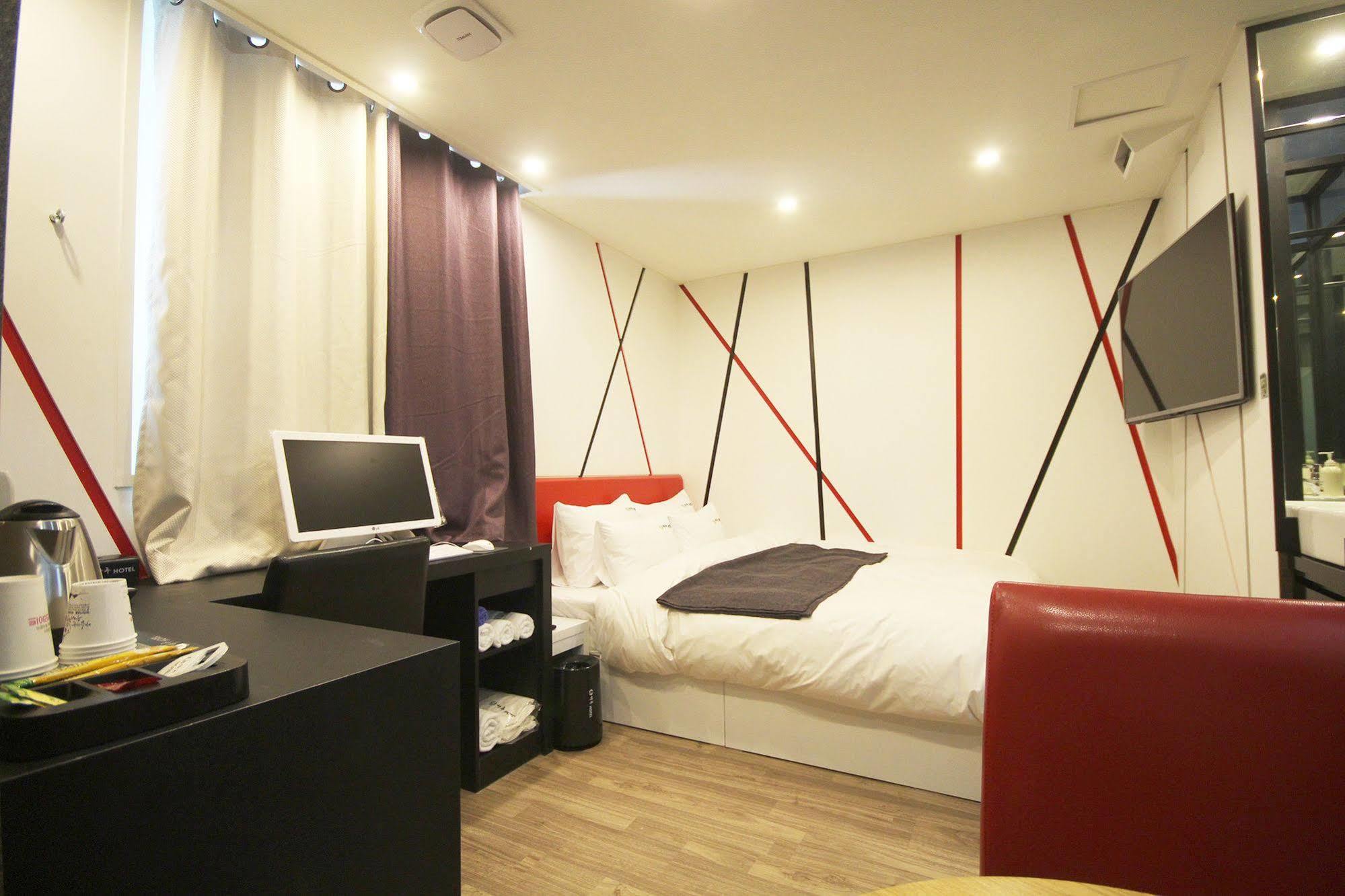 Haru Hotel Gimhae Extérieur photo