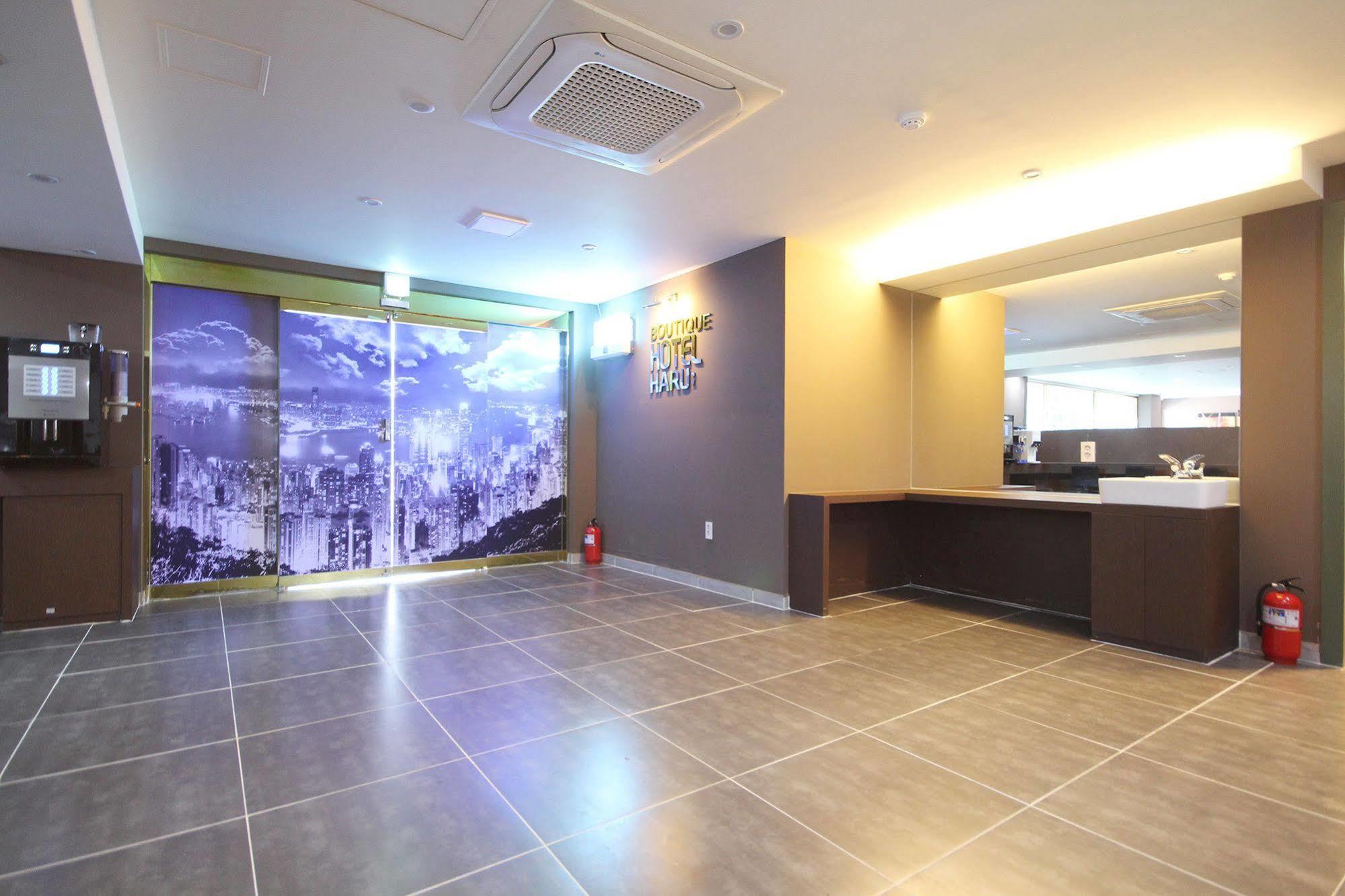 Haru Hotel Gimhae Extérieur photo